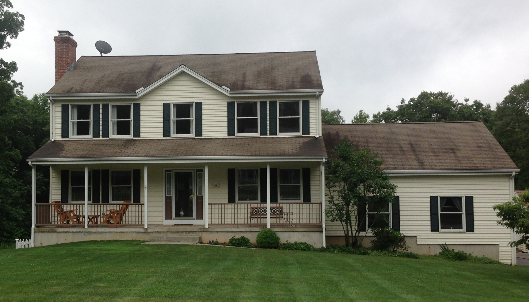 asphalt roof cleaner